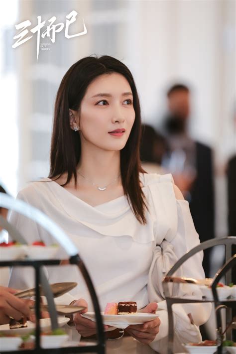 Lý Thấm và 5 sao nữ Cbiz toàn ẵm phim hot nhưng mãi không chịu nổi Saostar vn