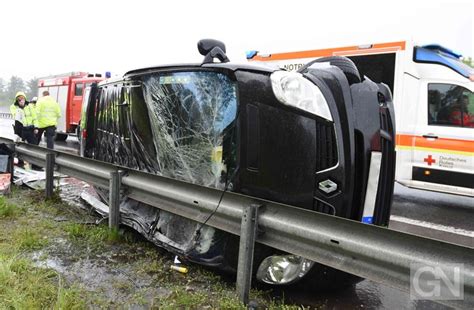 F Nf Verletzte Nach Unfall Auf Der A Bei Salzbergen