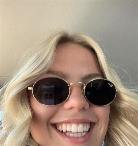 Pin by Nazlı on Renee Renee Blonde wife Gay girl