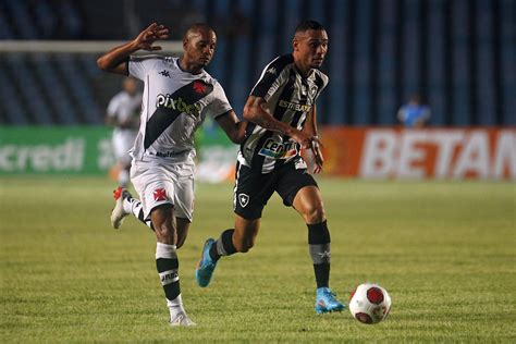 Atuações do Botafogo contra o Vasco quem se destacou quem foi mal