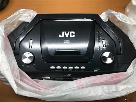 JVC RC EZ31B NIB Shigaclone Doner Boombox NOS Photo 4161108 Canuck