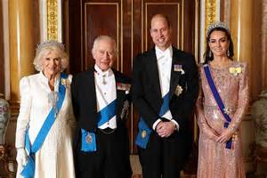 kate middleton wears lovers knot tiara  buckingham palace reception