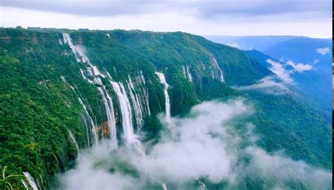 monsoon  meghalaya     time  visit