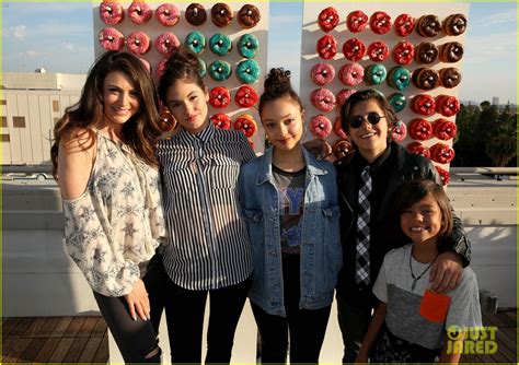 Bizaardvark And Dance Moms Casts Help Just Jared Jr Celebrate Disney