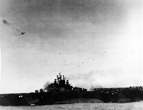 80 G 313126 Uss Yorktown Cv 10 March 29 1945