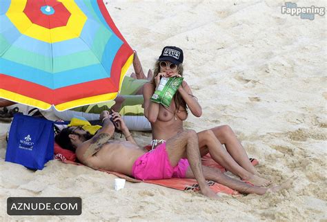 Heidi Klum Flaunts Her Nude Beach Bod In St Barts Aznude