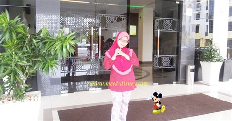 Bercuti Di Grand Puteri Terengganu Julian North