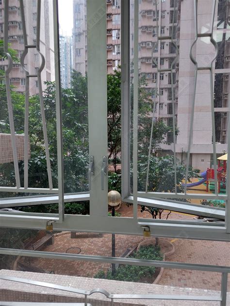 Tseung Kwan O Town Centre - Flat J Low Floor Tower 3 Bauhinia Garden