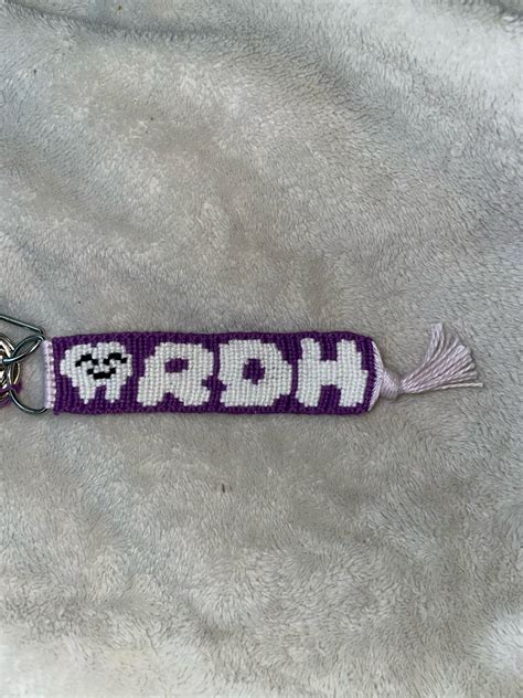 alpha pattern  braceletbook