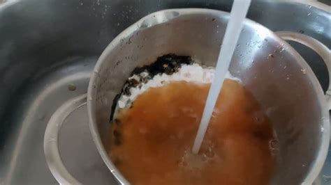 как очистить кастрюлю из нержавейки от пригоревшего варенья - смотреть ...