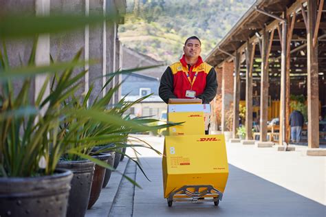 International shippers prefer london heathrow dhl for reliability 29