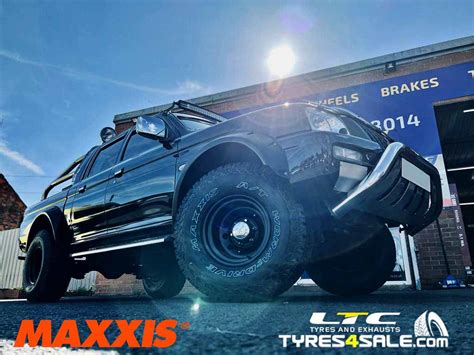 Maxxis 33/12.50/15 All Terrain Wormdrive AT-980E Tyres for Mitsubishi ...