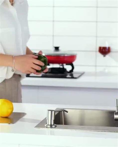 Sus Stainless Steel Kitchen Brushed Hot And Cold Water Faucet Universal Rotating Household