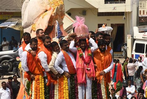 Balapur Ganesh Laddu Auction 2023 బలపర లడడ ధర అతన