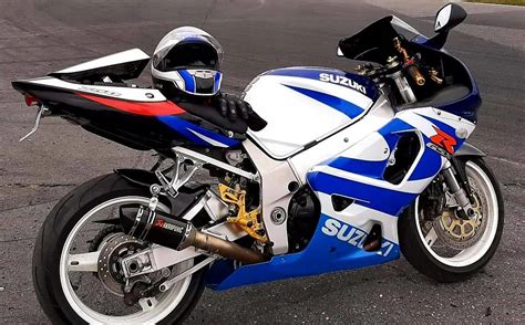 Suzuki Gsx R 750 K1 Wvbd Opinie I Ceny Na Ceneopl