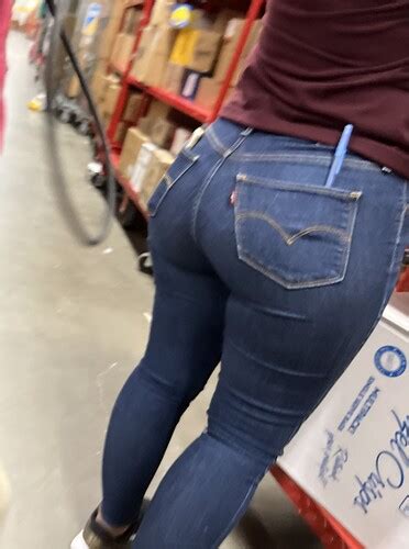Thick Latina Milf Target Employee Tight Jeans Forum