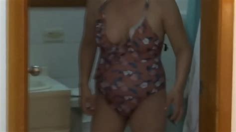 Beautiful Stepmother Pissing After Fucking And Washing Her Big Hairy Pussy XNXX