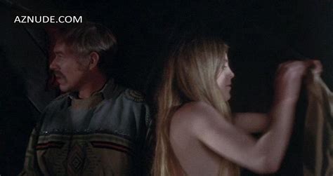 VANESSA HOWARD Nude AZNude