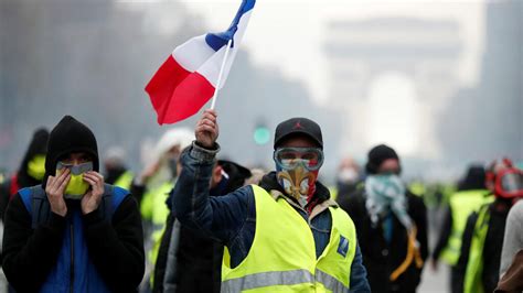 French Prime Minister Offers To Meet Yellow Vest Protesters