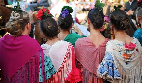 El Traje De Flamenca Aspira A Ser Patrimonio Inmaterial De La Humanidad