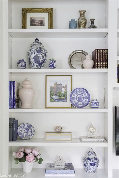 10 Ways to Decorate and Style Your Bookcase | Jennifer Maune