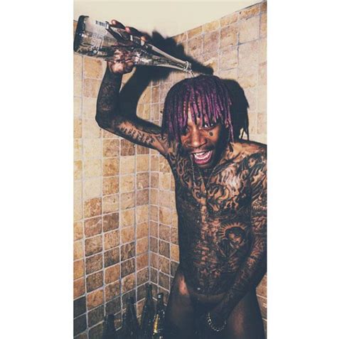 Is Wiz Khalifa Desperate For Attention From Amber Rose Rapper Poses Nude With Playboy Model