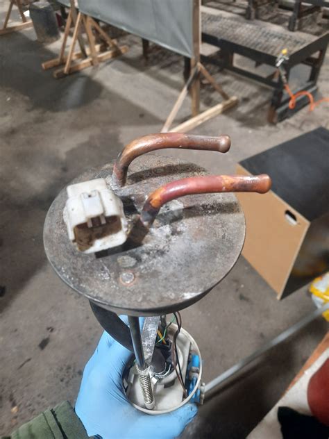 Старый-новый бензонасос — ТагАЗ Road Partner, 2,3 л, 2009 года ...