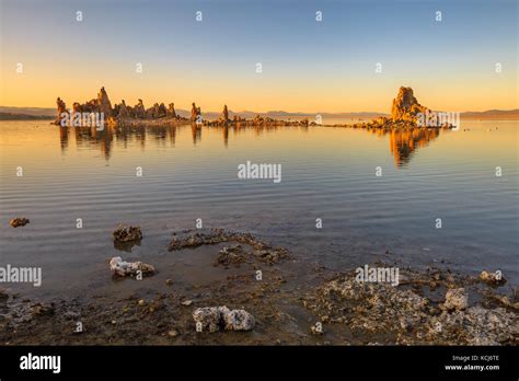 Mono Lake Sunset Stock Photo Alamy