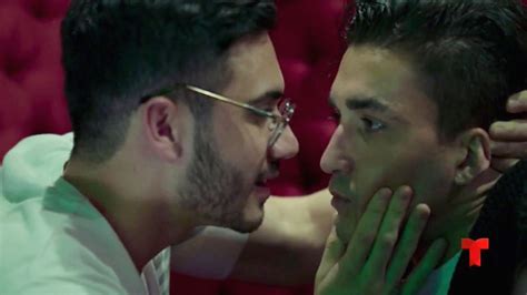 Besos gay que impactaron en la televisión latinoamericana Homosensual