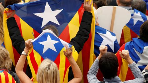 Independencia De Cataluña Los Independentistas Calientan El Nuevo Año Y Piden Llenar De