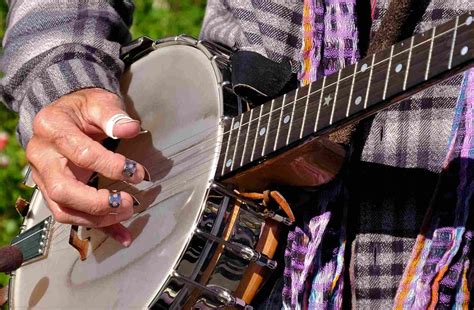 10 Common Bluegrass and Folk Instruments