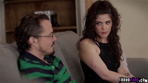 Victoria Gives Robby A Chance To Fuck Her Pussy