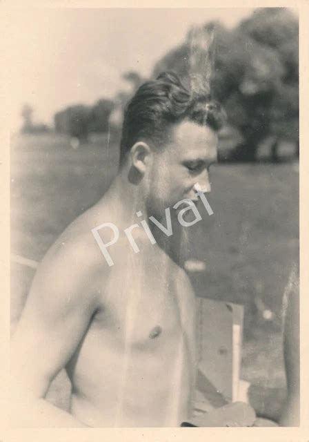 FOTO WK II Wehrmacht Soldat Portrait Nude Lagerplatz K1 81 EUR 34 90 PicClick DE
