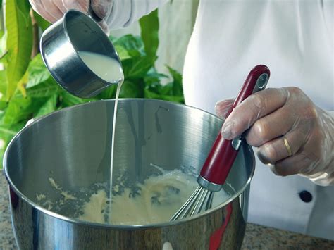 Naked Cake de Dadinho Revista Nós e outros Olhos