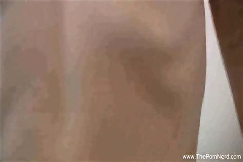 Sensual Honey With Longer Hair Loves The Porn Nerd Tonight