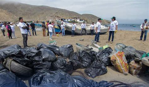 Retiran 5 Toneladas De Basura En Tres Playas Del Distrito De Santa