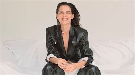 Το naked μανικιούρ της Katie Holmes είναι ό τι πιο κομψό είδαμε