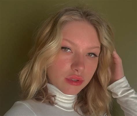 livia voigt net worth