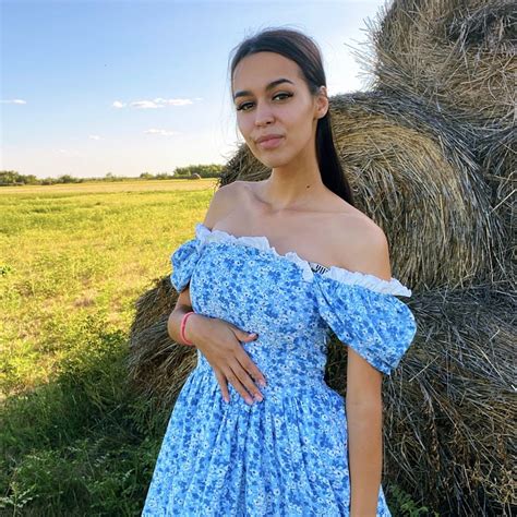 Смугляночка с Урала 🔥 - YouTube