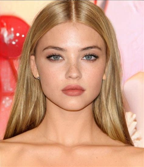 Pin by famedr on Aparência Blonde hair makeup Blonde green eyes Blonde with blue eyes