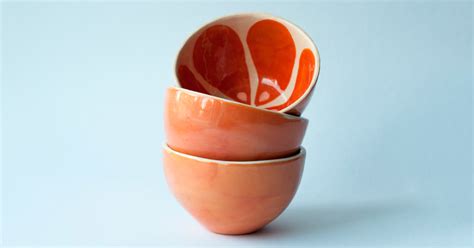 Где покупать посуду ручной работы — и не разориться