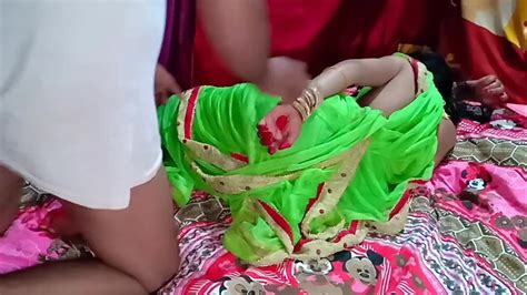 Indian Newly married bhabhi wedding night sex homemade Vidéos Porno