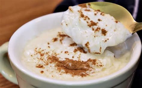 ARROZ DOCE SIMPLES E FÁCIL leite condensado e coco