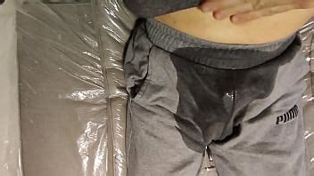 Peeing In Pants XVIDEOS