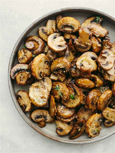 Juicy Garlic Parmesan Air Fryer Mushrooms The Recipe Critic