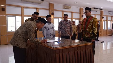 fast work hard work  productive work