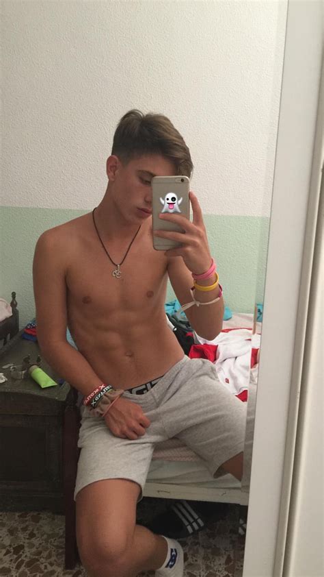 Daily Gay Guys 4 U On Twitter Fit Boy Https T Co C54fIREpW8 Twitter