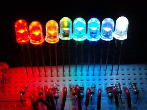 [ Komponen ] LED - Dasar dan Cara Penggunaan Yang Benar ~ CARA MUDAH