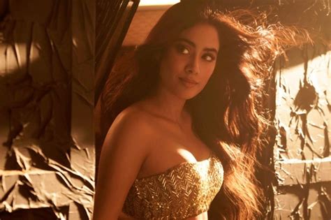 Fire Alert Janhvi Kapoor Sets Temperatures Soaring In Revamped Version ‘nadiyon Paar’ Song From