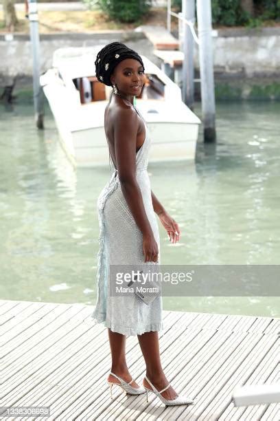 10 Hot Sexy KiKi Layne Bikini Pics